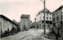 ""48 - Lozère - Le Bleymard - Place Du Marché - Rue Principale (CPSM) - Le Bleymard