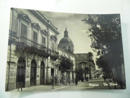 Cartolina Viaggiata "RAGUSA  Via Roma"  1952 - Ragusa