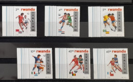 Rwanda 1990 COB 1371 - 1376 FIFA World Cup Football Fußball WM Soccer Italia Italy Surchargé Overprint - 1990 – Italië