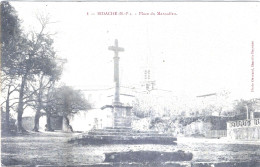 64 - (Pyrénées-Atlantiques) - BIDACHE - 1 Place Du Marcadieu - Bidache