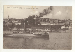 78/CPA - Triel Sur Seine - La Seine Et La Place Foch - Triel Sur Seine