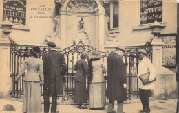 BELGIQUE - Bruxelles - Statue De Manneken-Pis - Carte Postale Ancienne - Monuments