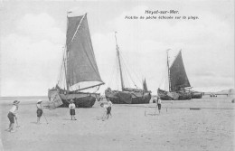 BELGIQUE - Heyst Sur Mer - Flotille De Pêche échouée Sur La Plage - Carte Postale Ancienne - Heist