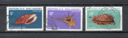 MADAGASCAR   N° 477 à 479    OBLITERES   COTE 1.50€    COQUILLAGE ANIMAUX - Madagascar (1960-...)