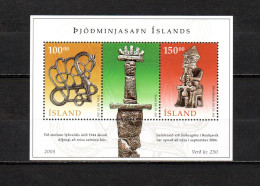 Islandia   2005   .-   Y&T  Nº   38   Block    ** - Hojas Y Bloques