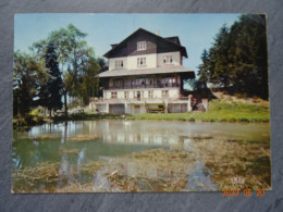 HEER SUR MEUSE   CHALET EN VIJVER - Hastière