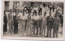 REAL PHOTO POSTCARD - BOURNEMOUTH PROM - SOCIAL HISTORY - PEOPLE - OUTING - LOCAL PUBLISHER - Bournemouth (hasta 1972)