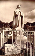 SAINTS - Sainte Thérése De L'enfant Jésus Avant La Translation De Ses Reliques Dans La Chapelle - Carte Postale Ancienne - Santos