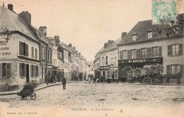 60 - BRETEUIL - S17180 - La Rue D'Amiens - Mon Mouret - L23 - Breteuil