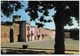 Carte Postale 34. Gignac Jeu De Ballon Et Les Remparts Trés Beau Plan - Gignac