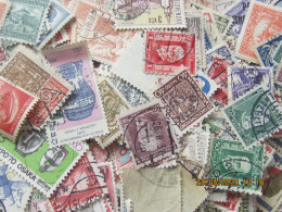 Tsjechoslowakije Sigarenkistje Met 48 Gram Afgeweekte Postzegels (11006) - Lots & Serien