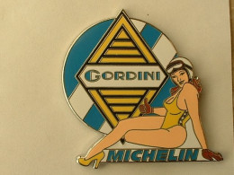 Pin's GORDINI - MICHELIN - PIN'UP - Renault