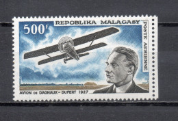 MADAGASCAR  PA  N° 101    NEUF SANS CHARNIERE  COTE 12.00€    AVIATEUR AVION BREGUET DAGNAUX - Madagascar (1960-...)