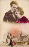 COUPLES - Un Couple Flirt - Fleur - Soleil - Carte Postale Ancienne - Couples