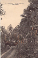 Polynésie Française - Moorea - La Route De Ceinture - A Roadway Scene - Colorisé - Attelage -  Carte Postale Ancienne - Polynésie Française