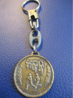 Porte-Clés Ancien/Sport /" GRAVIGNY 23-09-90 " / Biathlon / Bronze Poli / 1990        POC570 - Key-rings