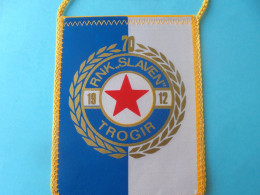 RNK TROGIR - Croatia Ex Yugoslavia Vintage Football Pennant 1980s * 70 YEARS * Foot Fanion Soccer Yougoslavie - Habillement, Souvenirs & Autres