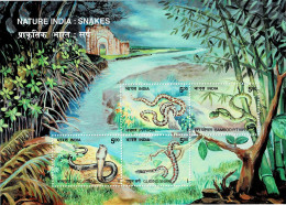 INDIA 2003 Mi BL 22 SNAKES MINT MINIATURE SHEET ** - Blokken & Velletjes