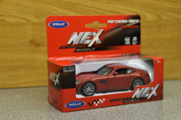 436705 Welly NEX Mercedes-benz AMG GT Scale 1:43 Red - Welly