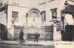 BELGIQUE - BRUXELLES -  Manneken Pis - Carte Postale Ancienne - Personaggi Famosi