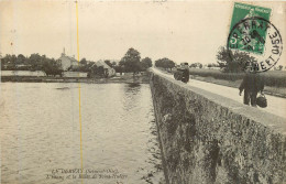 LE PERRAY L'étang Et La Route De St Hubert - Le Perray En Yvelines