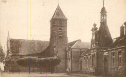 LE PERRAY L'église Et  La Mairie - Le Perray En Yvelines