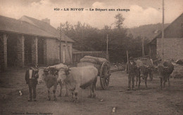 Le Nivot (Loperec, Finistère) Le Départ Aux Champs, La Ferme, Attelage De Boeufs - Carte Joncour N° 935 Non Circulée - Otros & Sin Clasificación