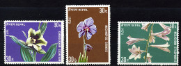 Nepal ** N° 313 à 315 - Fleurs - Népal