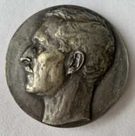 Médaille Bronze Argenté. Fond National De La Recherche Scientifique 1928. Albert I Roi Des Belges. Alfred Courtens. - Professionali / Di Società