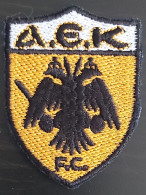 FC AEK Athens - Greece Football Club Soccer Fussball Calcio Futbol Futebo Patch - Habillement, Souvenirs & Autres