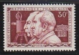 France  .  Y&T   .    1033    .    **    .    Neuf Avec Gomme Et SANS Charnière - Unused Stamps