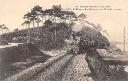 Douarnenez        29        Vallée Du Goyen Montagne Et Pont De Souganso.  Train.          N° 131   Voir Scan) - Douarnenez