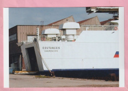 PHOTOGRAPHIE - PORT DE DUNKERQUE - BRITTANY FERRIES   " COUTANCES  " (6) FERRY BOAT / PAQUEBOT - Barcos