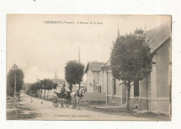 JC, Cp, 86, PLEUMARTIN, L'avenue De La Gare, Vierge, Attelage - Pleumartin