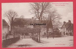 61 - MOULINS LA MARCHE---Place Du Carrefour - Moulins La Marche