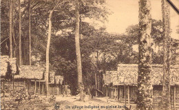 CONGO BELGE - Un Village Indigène En Pleine Forêt - Carte Postale Ancienne - Congo Belge