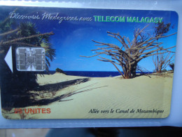 MALAGASY  MADAGASCAR USED CARD LANDSCAPES PLANTS - Madagascar