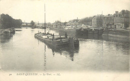 SAINT QUENTIN - Le Port, Péniches. - Péniches