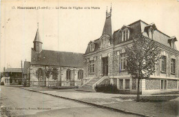 MAURECOURT La Place De L'église Et La Mairie - Maurecourt