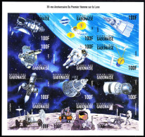 GABON(1999) Various Satellites. Imperforate M/S Of 12. Scott No 937. - Gabon (1960-...)