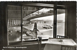 Berlin - Tempelhof - Zentralflughafen /Rollfeld Avions - VG FP - C06351 - Tempelhof