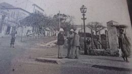 SENEGAL PHOTO FORTIER DAKAR 1902 HOMMES CASQUE COLONIAL - Senegal