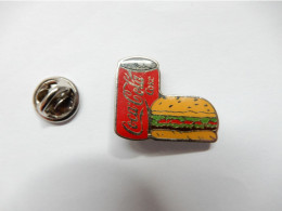 Beau Pin's , Coca Cola , Burger - Coca-Cola