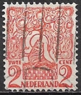 Plaatfout Oranjerood Stipje Aan De T Van Twee In 1923 Diverse Voorstellingen 2 Cent Oranje NVPH 111 PM 2 - Plaatfouten En Curiosa