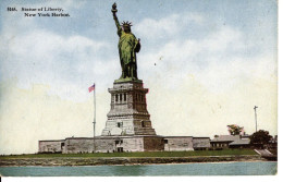 STATUE OF LIBERTY - Estatua De La Libertad