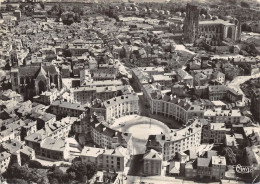 CPSM 54 TOUL VUE AERIENNE DE LA VILLE LA PLACE DE TROIS...   Grand Format 15 X 10,5 Cm - Toul