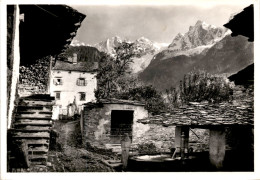 Soglio, Dorfbrunnen * 13. 4. 1965 - Soglio