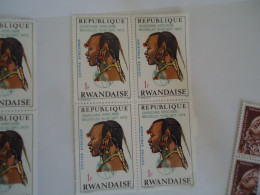 RWANDA  MNH   STAMPS   BLOCK OF 4   CULTURE WOMENS COIFFES - Otros & Sin Clasificación