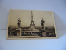 PARIS EN FLANANT  75 PARIS LA TOUR EIFFEL VUE DES TERRASSES DU TROCADERO CPA LES EDITIONS D'ARTS YVON PARIS - Tour Eiffel