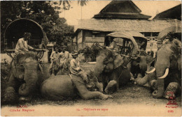 PC ELEPHANTS AU REPOS LAOS INDOCHINA (a37836) - Laos